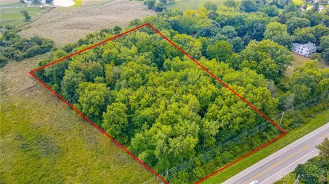 5236 S Springfield Xenia St, Springfield, OH 45506