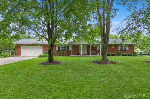 10410 Collins Riley Rd, Blanchester, OH 45107