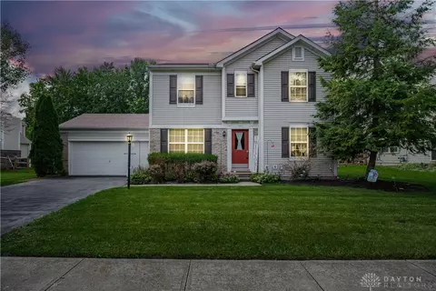 3653 Shorewood Dr, Amelia, OH 45102