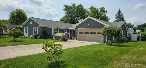 46 Littlejohn Rd, Troy, OH 45373
