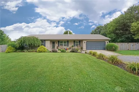 1387 S Beechgrove Rd, Wilmington, OH 45177