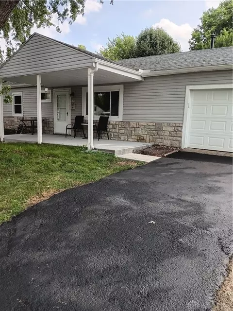 132 Fitchland Dr, Fairborn, OH 45324
