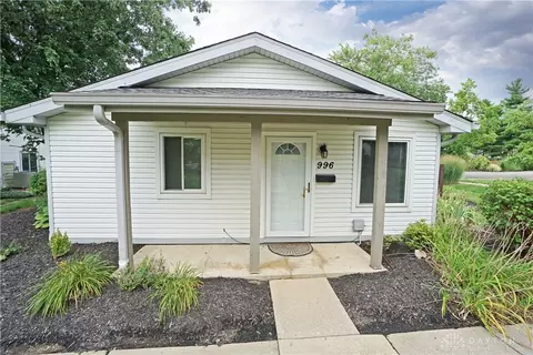 996 E Crescentville Rd, Cincinnati, OH 45246