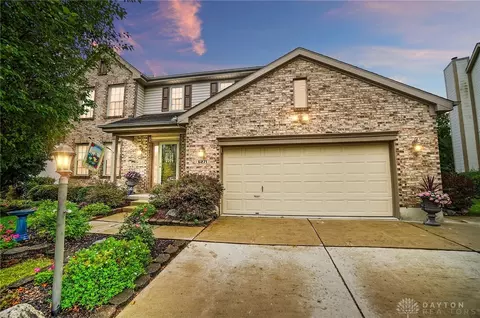 6271 Stoney Creek Dr, Huber Heights, OH 45424