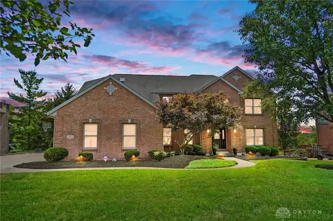 7652 Walnut Creek Ct, West Chester, OH 45069