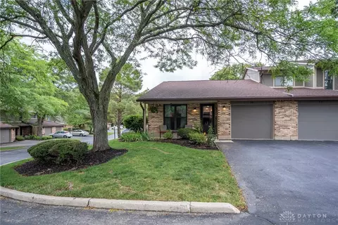 570 Greene Tree Pl, Fairborn, OH 45324