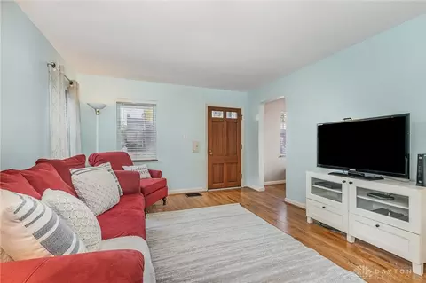 3851 Macnicholas Ave, Cincinnati, OH 45236 photo 8