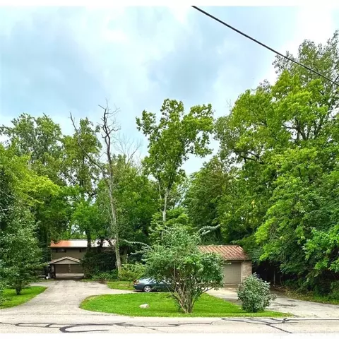 2124 Belvo Rd, Miamisburg, OH 45342
