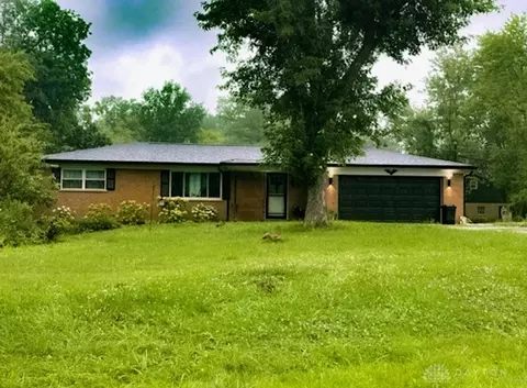 2034 Cemetery Ln, Goshen, OH 45122