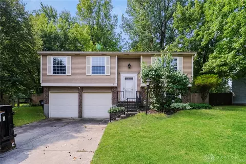 6955 Fallen Oaks Dr, Mason, OH 45040