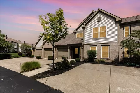 7184 Pondside Ct, Sharonville, OH 45241