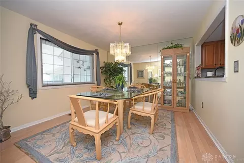 12148 Peak Dr, Cincinnati, OH 45246 photo 8