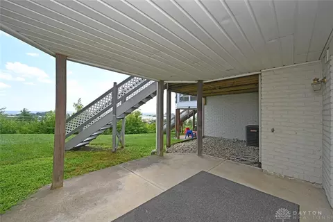 12148 Peak Dr, Cincinnati, OH 45246 photo 37