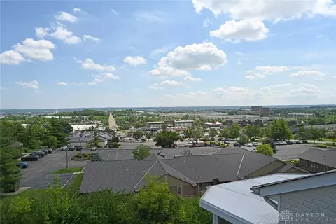 12148 Peak Dr, Cincinnati, OH 45246 photo 29