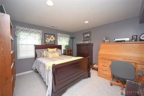 12148 Peak Dr, Cincinnati, OH 45246 photo 34