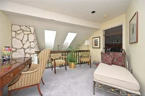 12148 Peak Dr, Cincinnati, OH 45246 photo 22