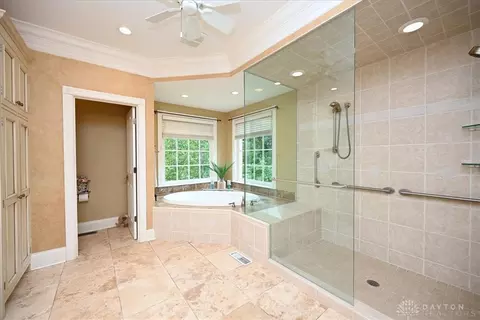 895 Sanctuary Ln, Maineville, OH 45039 photo 16