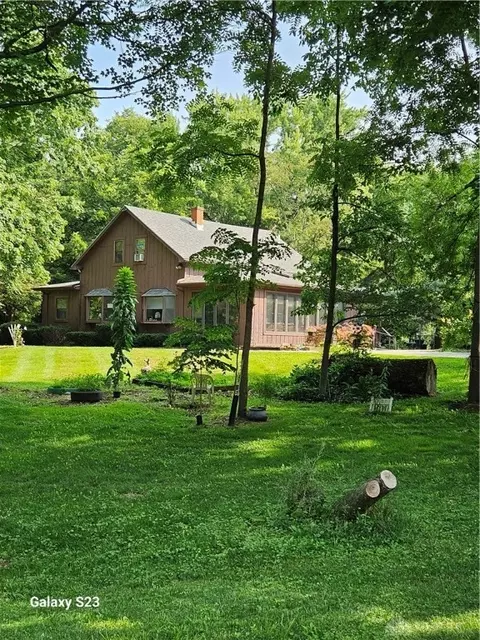 1128 Old State Rd, Vernon, OH 45177