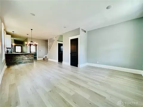 6825 Grace Ave, Cincinnati, OH 45239 photo 12