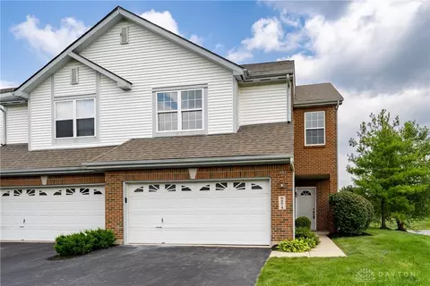 9274 Great Lakes Cir, Centerville, OH 45458