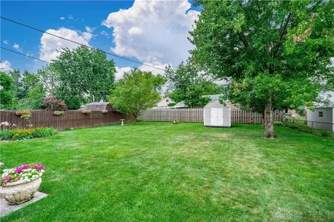 4013 Maricarr Dr, Kettering, OH 45429 photo 37