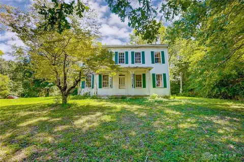 5322 S Springfield Xenia Rd, Springfield, OH 45506
