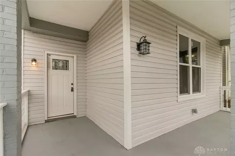 809 Ridgeway Ave, Cincinnati, OH 45229 photo 2