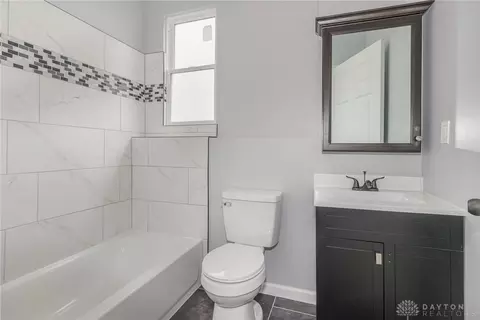 809 Ridgeway Ave, Cincinnati, OH 45229 photo 24