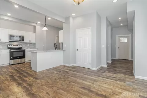 809 Ridgeway Ave, Cincinnati, OH 45229 photo 10