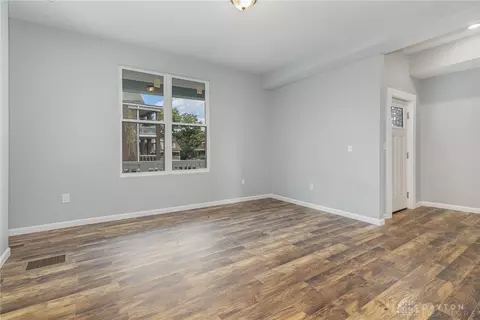 809 Ridgeway Ave, Cincinnati, OH 45229 photo 4