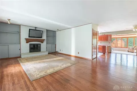 321 Locust, Kettering, OH 45429 photo 3