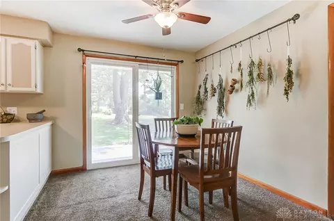 5909 Dayton Springfield Rd, Springfield, OH 45502 photo 12