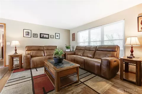 5909 Dayton Springfield Rd, Springfield, OH 45502 photo 8