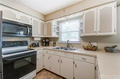 5909 Dayton Springfield Rd, Springfield, OH 45502 photo 16