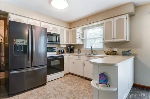 5909 Dayton Springfield Rd, Springfield, OH 45502 photo 15