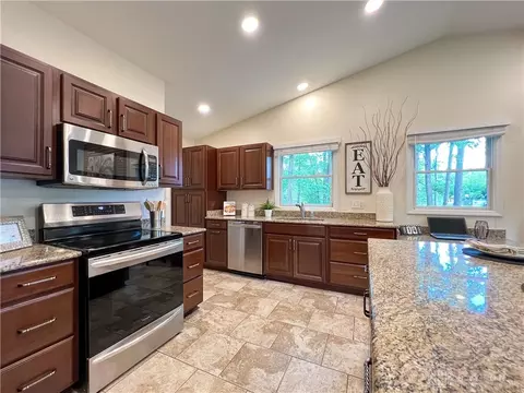 8631 Pondridge Dr, Maineville, OH 45039 photo 6