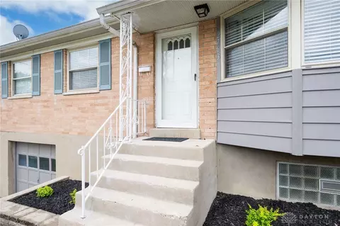 2763 Pickmeier Ln, Cincinnati, OH 45211 photo 4