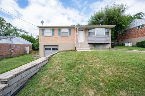2763 Pickmeier Ln, Cincinnati, OH 45211