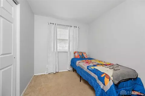 2763 Pickmeier Ln, Cincinnati, OH 45211 photo 5