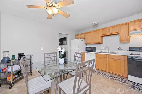 2763 Pickmeier Ln, Cincinnati, OH 45211 photo 18