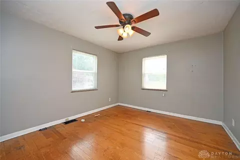 7862 Seward Ave, Cincinnati, OH 45231 photo 17