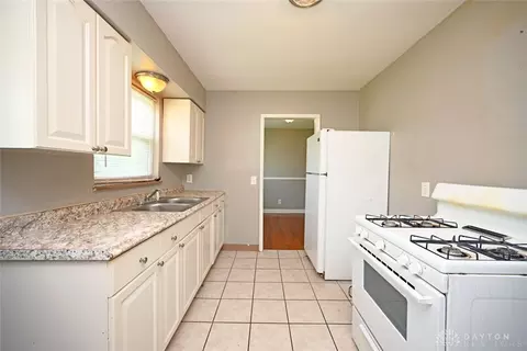 7862 Seward Ave, Cincinnati, OH 45231 photo 11