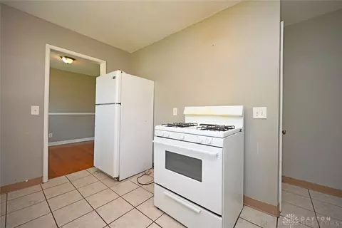 7862 Seward Ave, Cincinnati, OH 45231 photo 12
