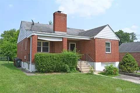 7862 Seward Ave, Cincinnati, OH 45231 photo 2