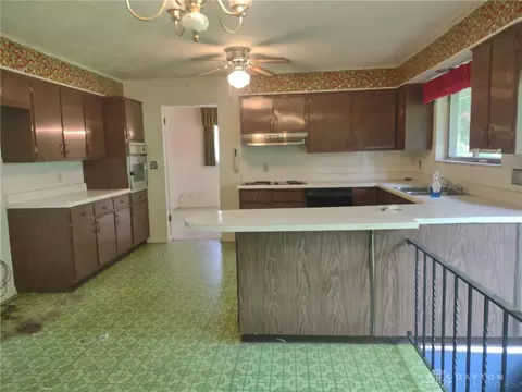 534 Sheffield Dr, Springfield, OH 45506 photo 22