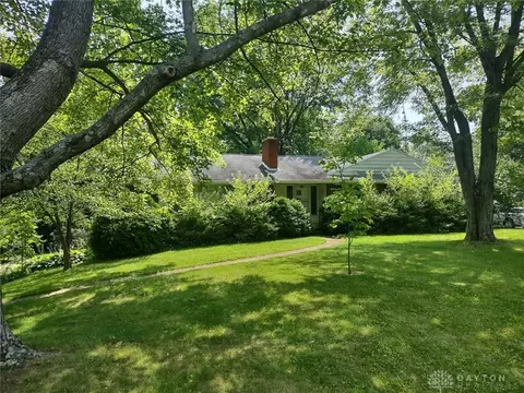 534 Sheffield Dr, Springfield, OH 45506 photo 4