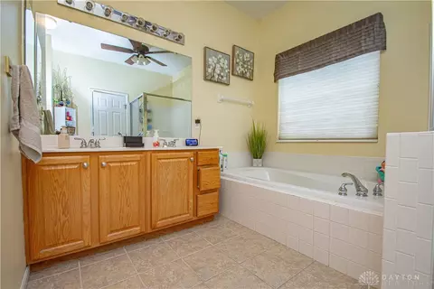 1585 Gatekeeper Way, Centerville, OH 45458 photo 21
