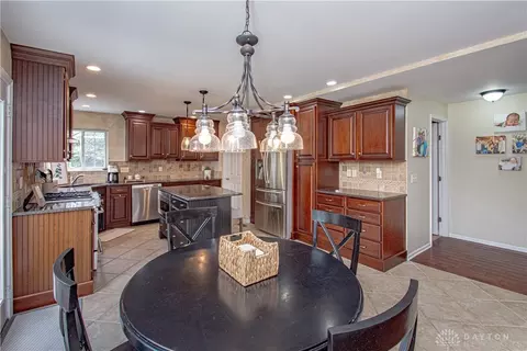 1585 Gatekeeper Way, Centerville, OH 45458 photo 6