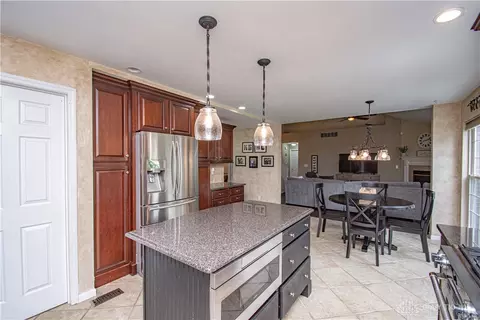 1585 Gatekeeper Way, Centerville, OH 45458 photo 11