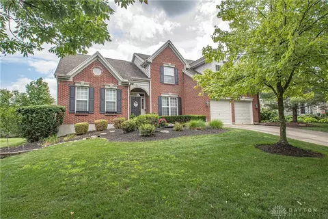1585 Gatekeeper Way, Centerville, OH 45458